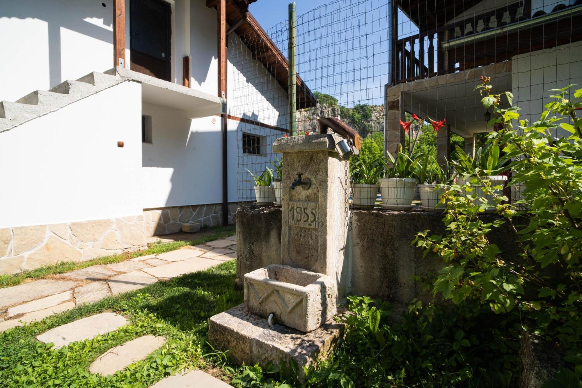 Neda'S House Hotel Cerven Exterior foto
